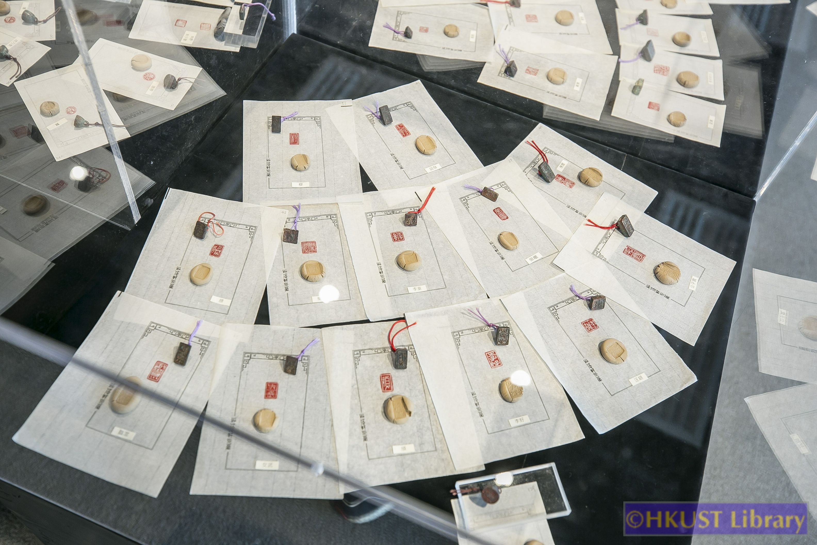 Big Picture in Tiny Space: From Ancient Qin-Han Seals to Modern Seal Carving - Gallery