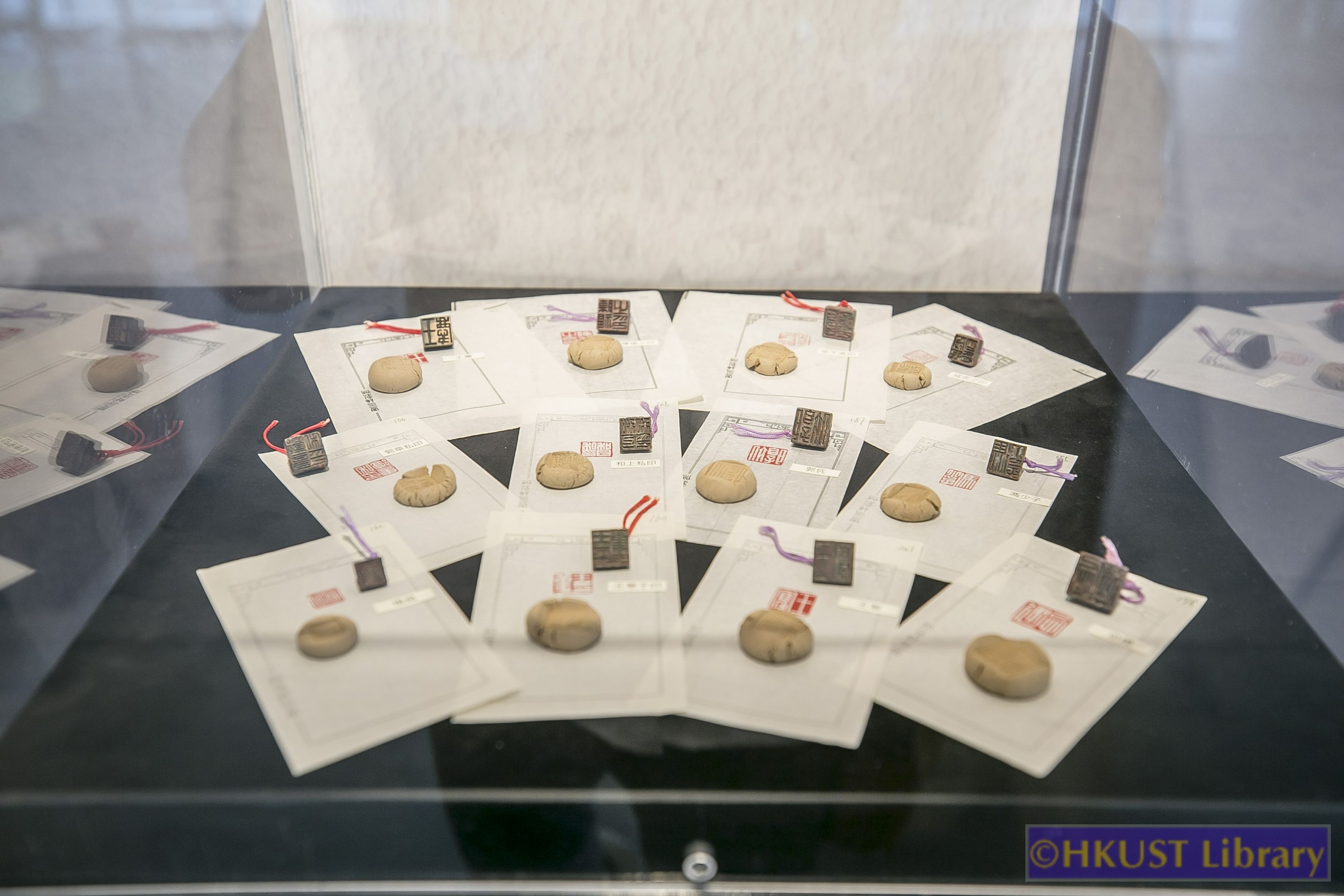 Big Picture in Tiny Space: From Ancient Qin-Han Seals to Modern Seal Carving - Gallery