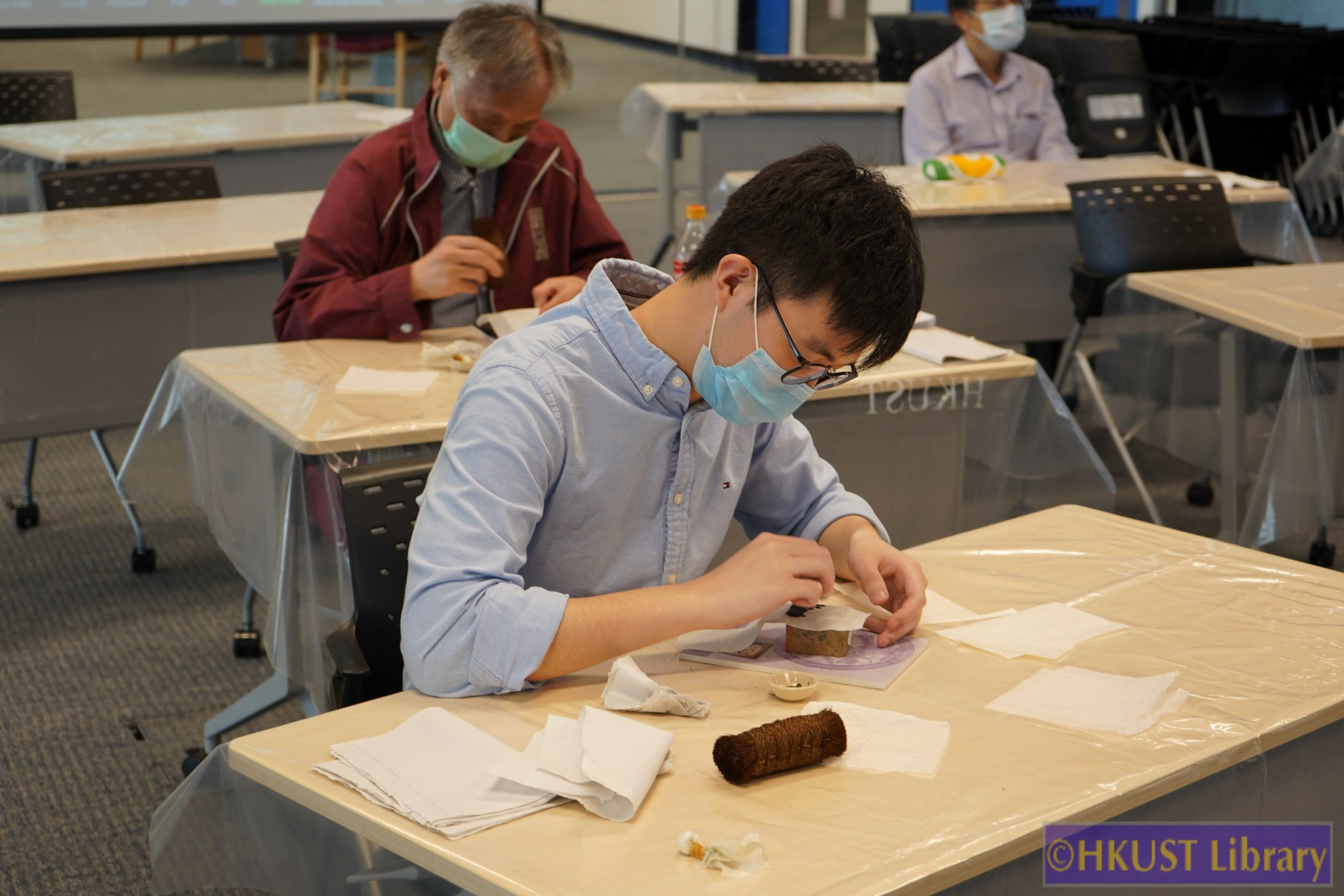 Glimpses into the Past: Chinese Seals and Seal Impression Catalogues through the Dynasties (1) 拓邊款及鈐印示範講座