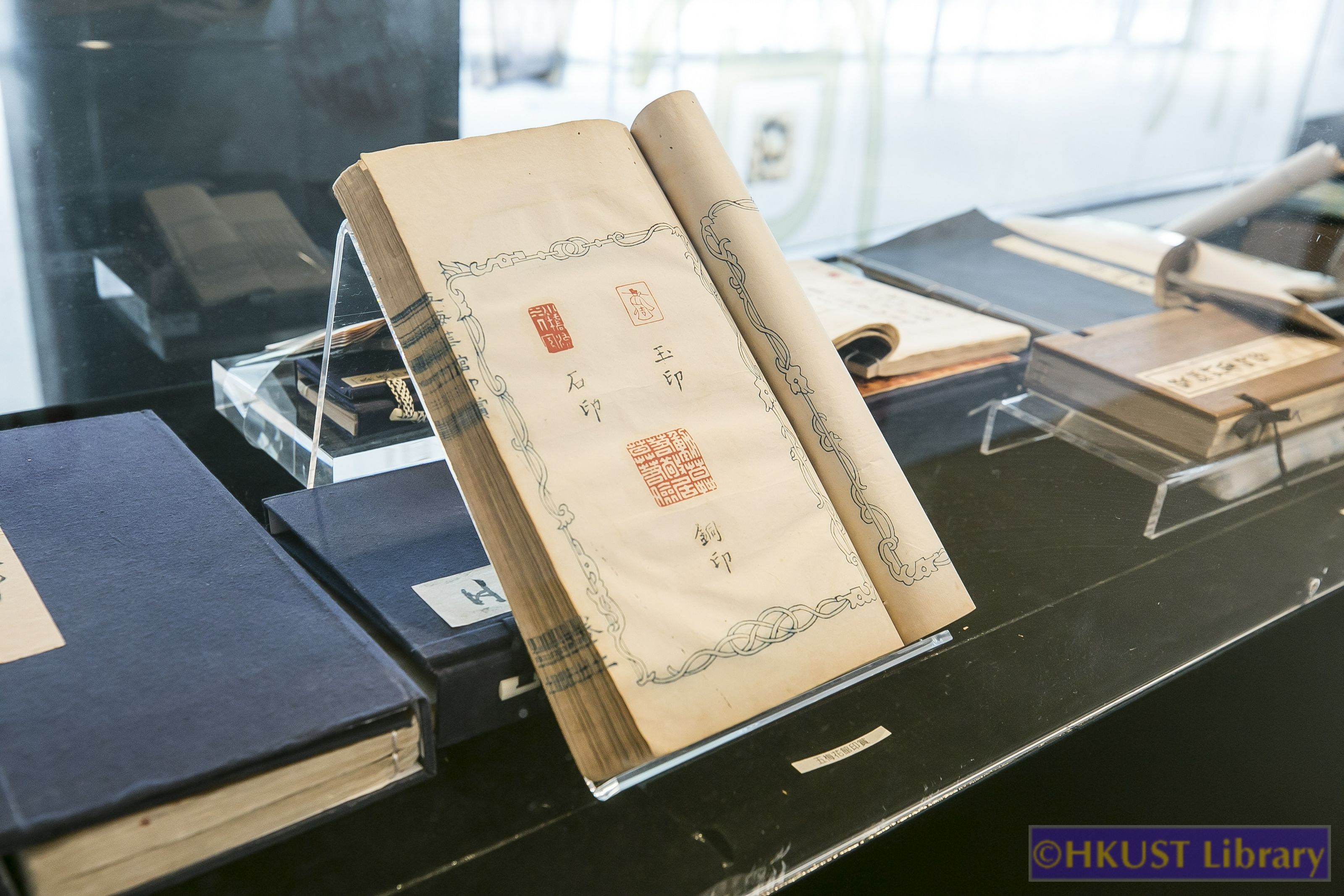 Big Picture in Tiny Space: From Ancient Qin-Han Seals to Modern Seal Carving - Gallery