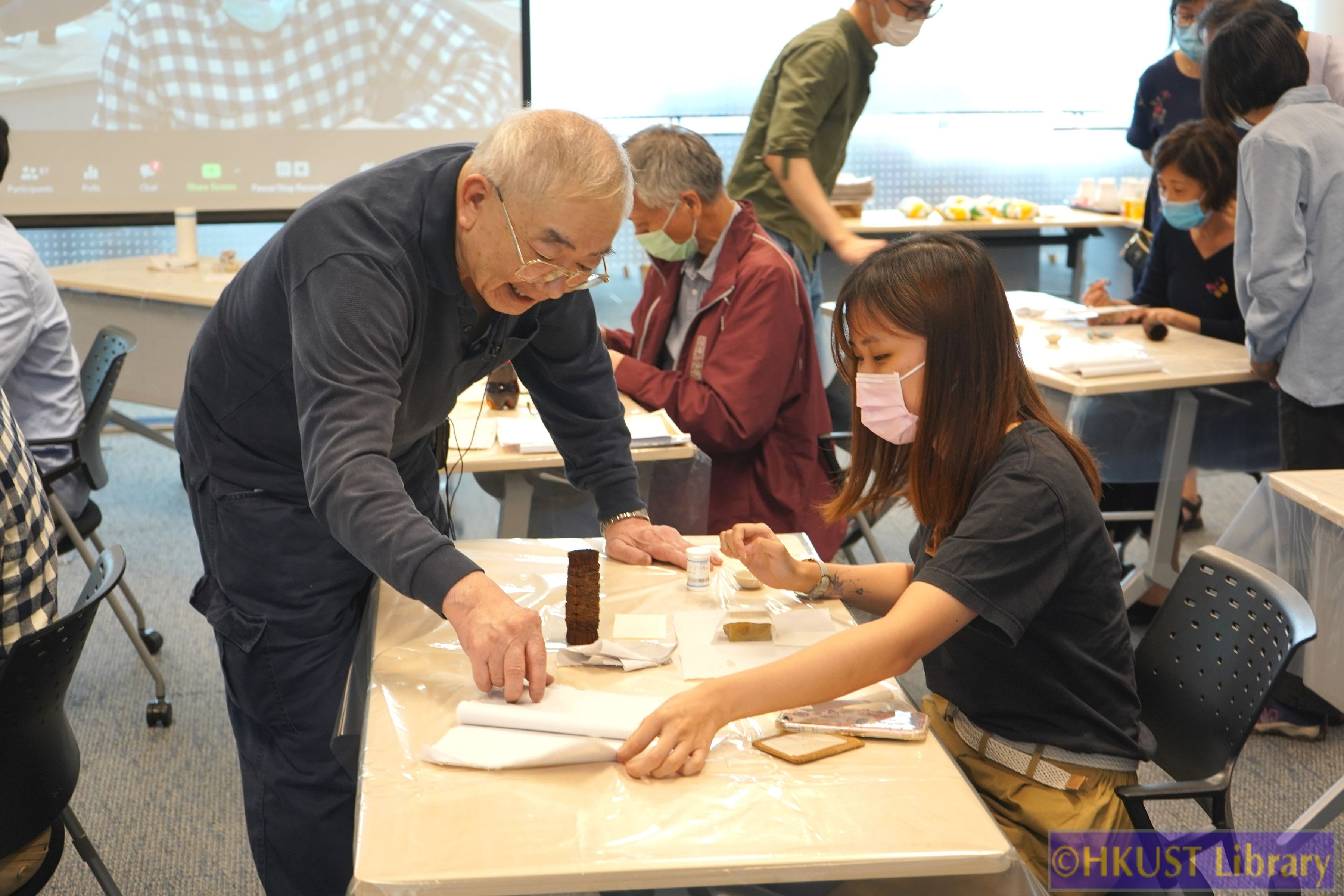 Glimpses into the Past: Chinese Seals and Seal Impression Catalogues through the Dynasties (1) 拓邊款及鈐印示範講座