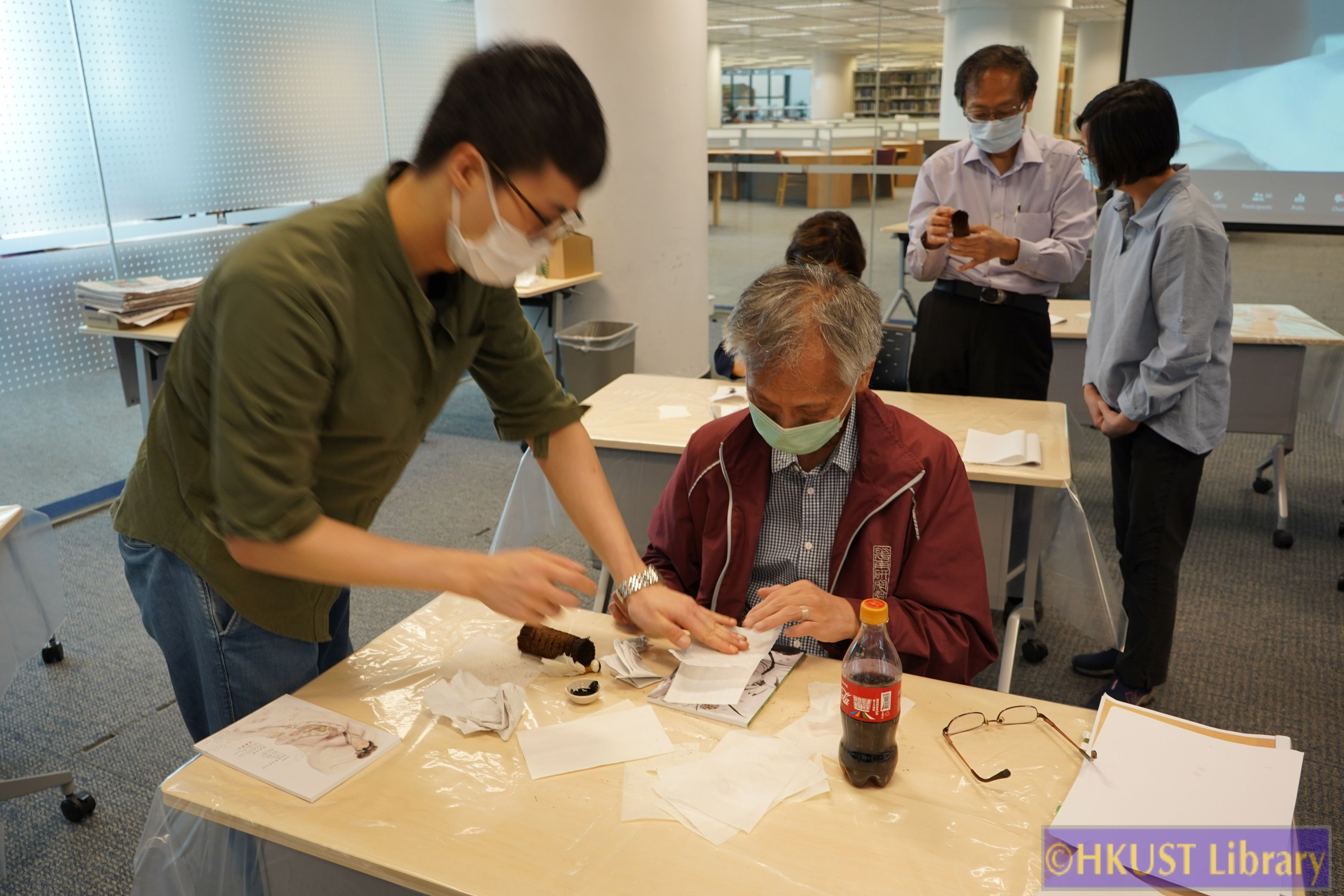 Glimpses into the Past: Chinese Seals and Seal Impression Catalogues through the Dynasties (1) 拓邊款及鈐印示範講座