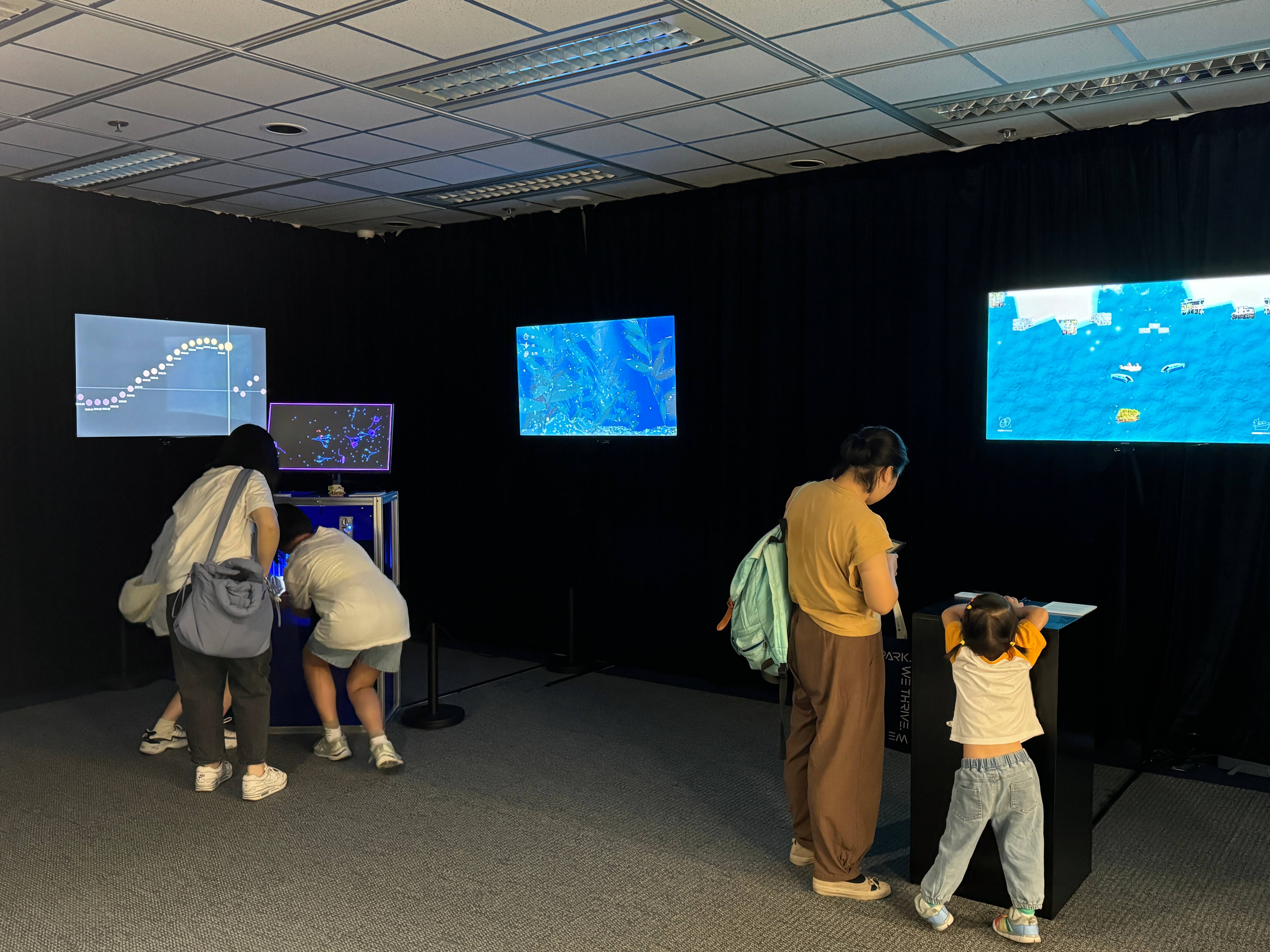 Altering Nature: Exploring Life in Computational Art | HKUST Library
