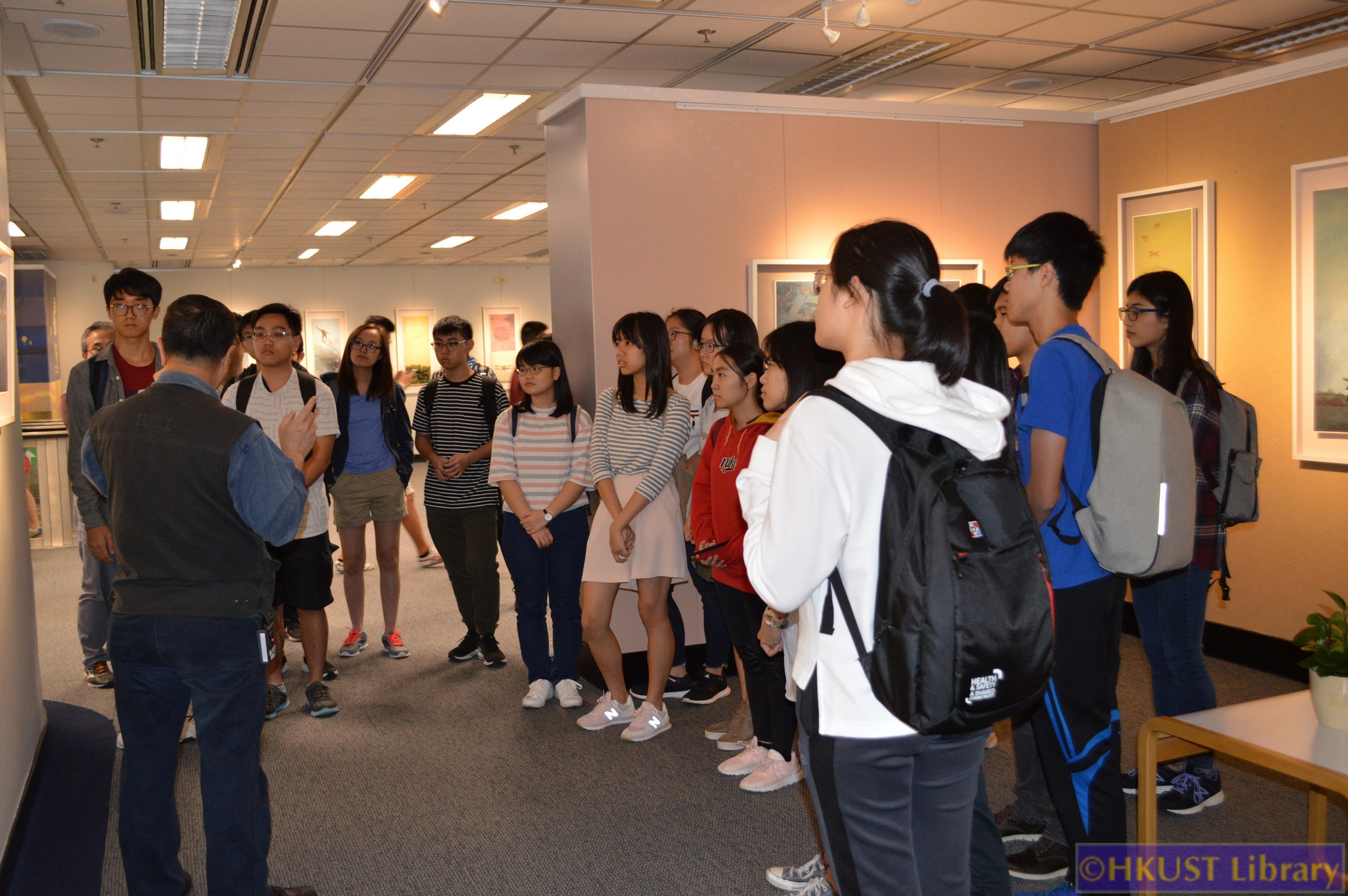 My Heart is Flying: Paintings by Chen Keng: Guided Tours