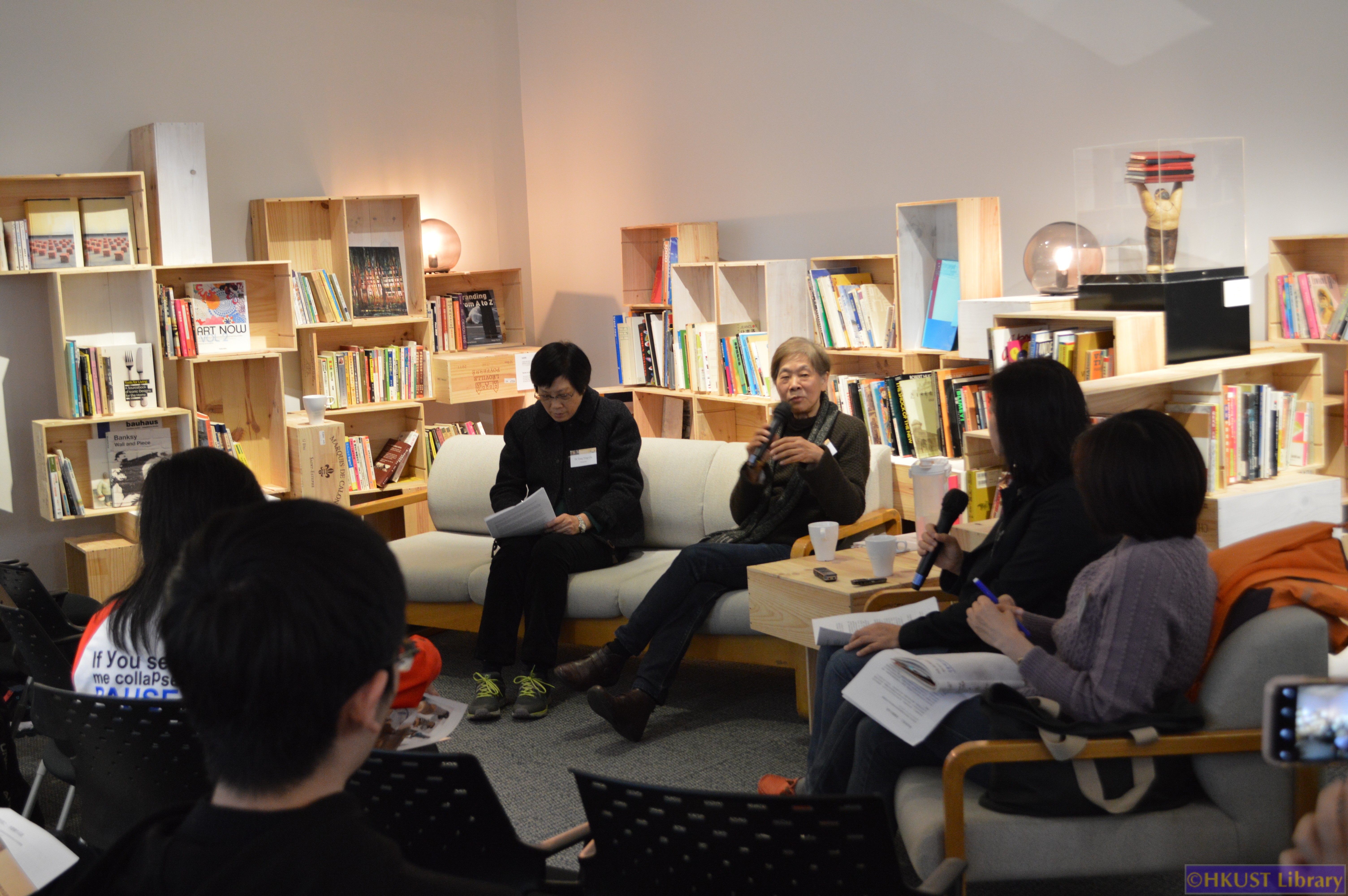 Happiness in the Making – An Exhibition of Works by Rosanna Li Wei Han: Dialogue with Artist