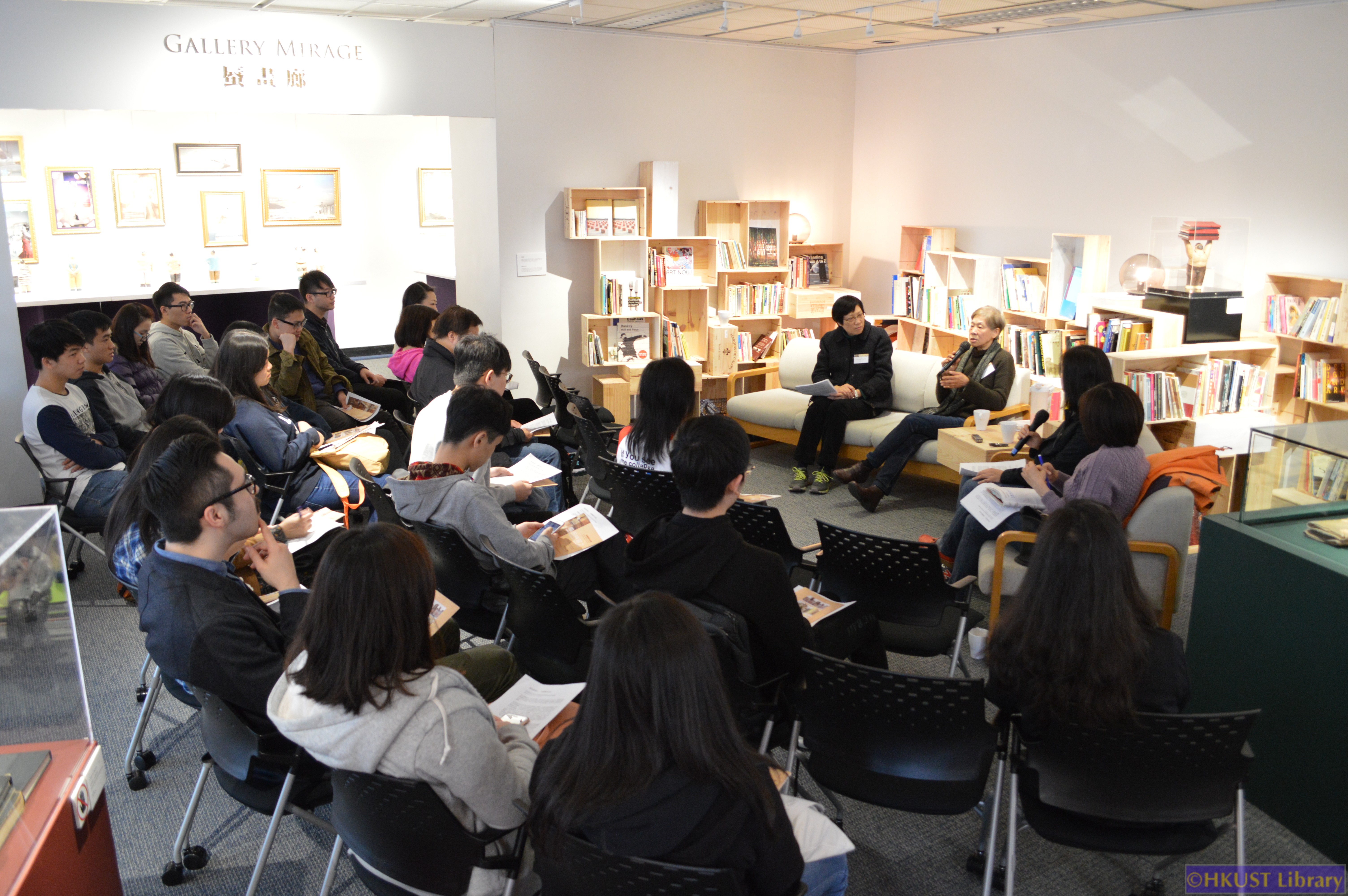 Happiness in the Making – An Exhibition of Works by Rosanna Li Wei Han: Dialogue with Artist