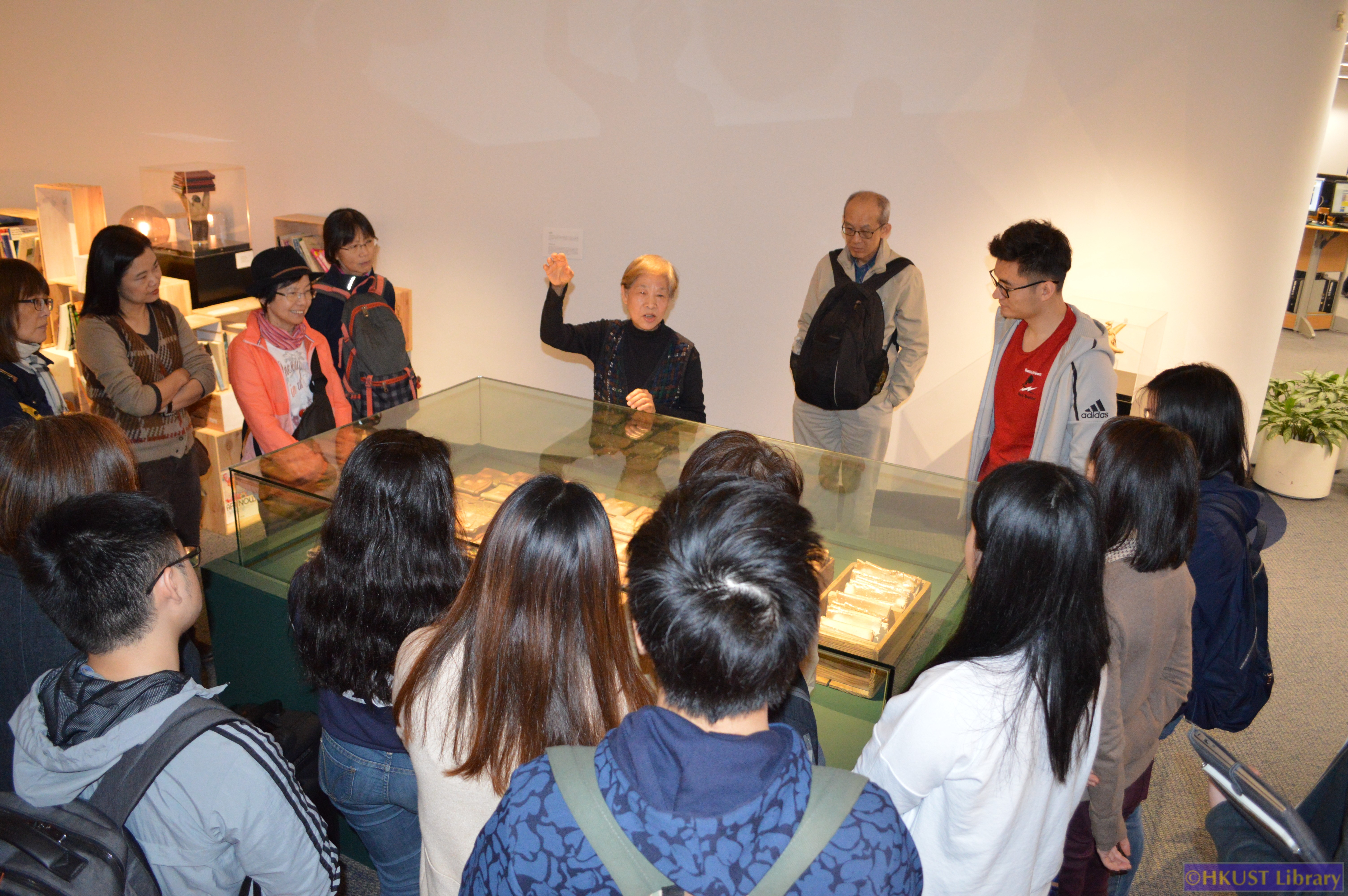 Happiness in the Making – An Exhibition of Works by Rosanna Li Wei Han: Guided Tours