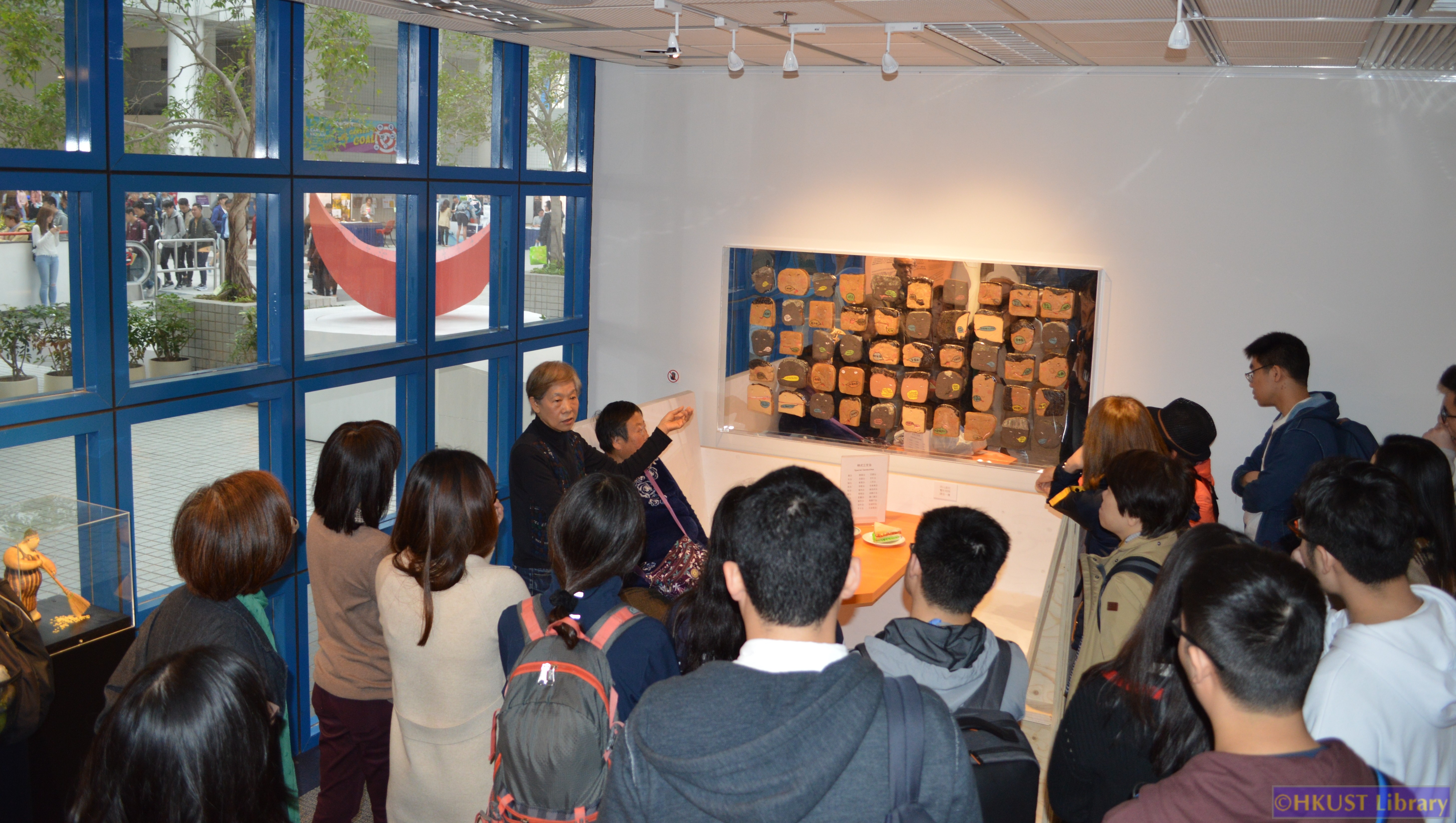 Happiness in the Making – An Exhibition of Works by Rosanna Li Wei Han: Guided Tours