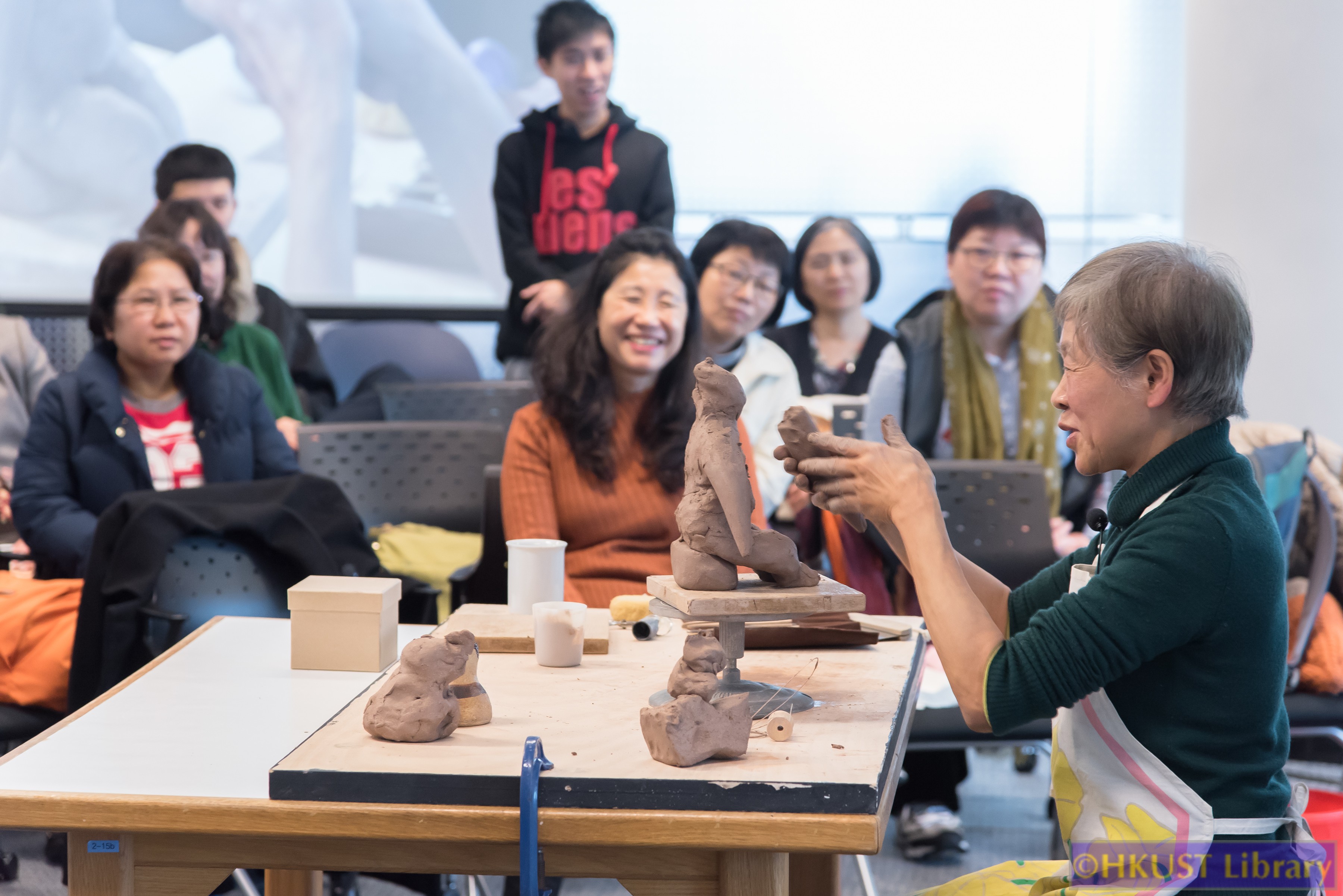 Happiness in the Making – An Exhibition of Works by Rosanna Li Wei Han: Talk and Demo