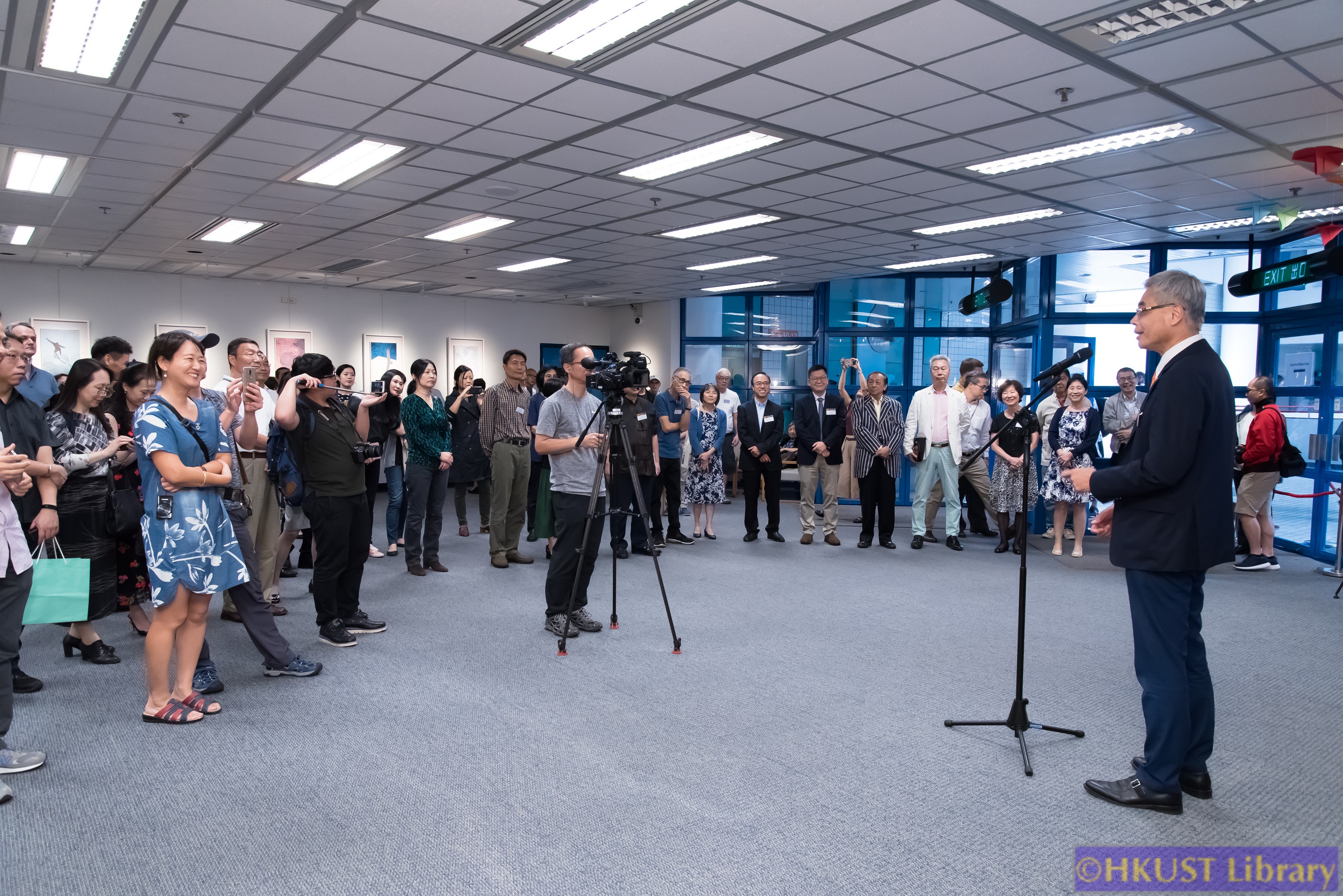 My Heart is Flying: Paintings by Chen Keng: Opening