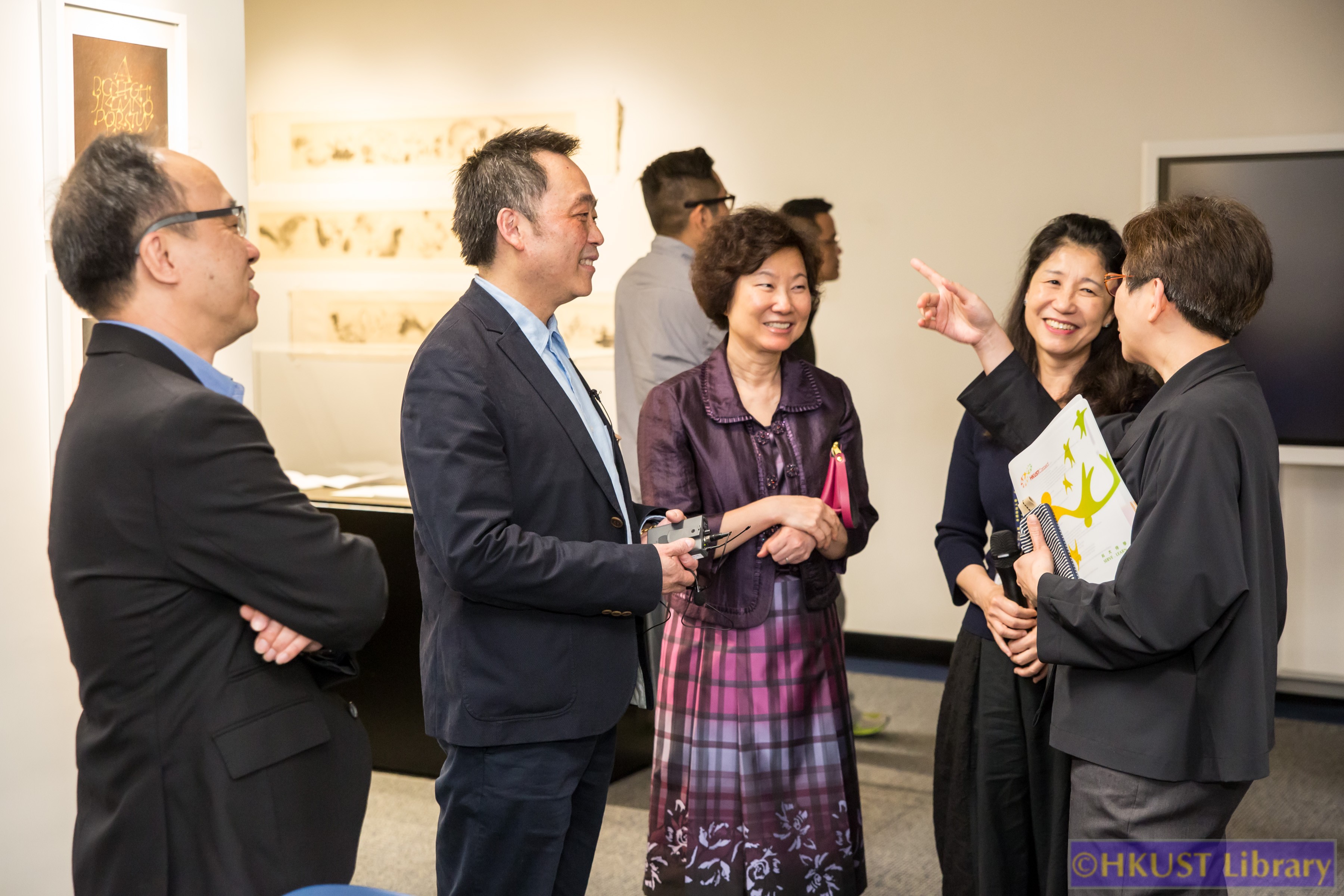 Crossing Boundaries: The Calligraphic Art of Manny Ling: Talk and Demo