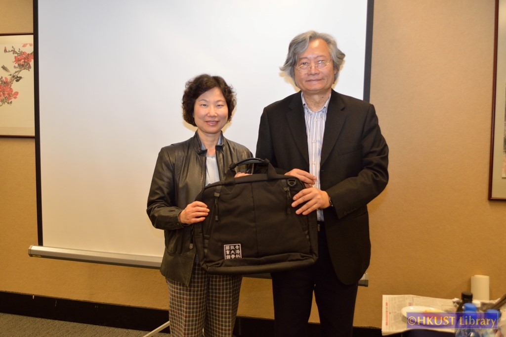 Rendering Nature: Paintings by Chow Chian-chiu and Chow Leung Chen-ying: Talk