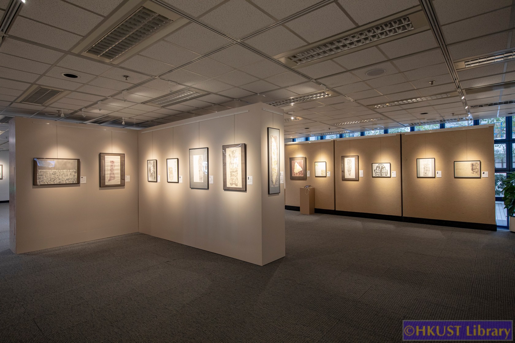 The Blessings of Auspicious Treasures: Oracle Bone Calligraphy Exhibition of Xie Chunling: Gallery