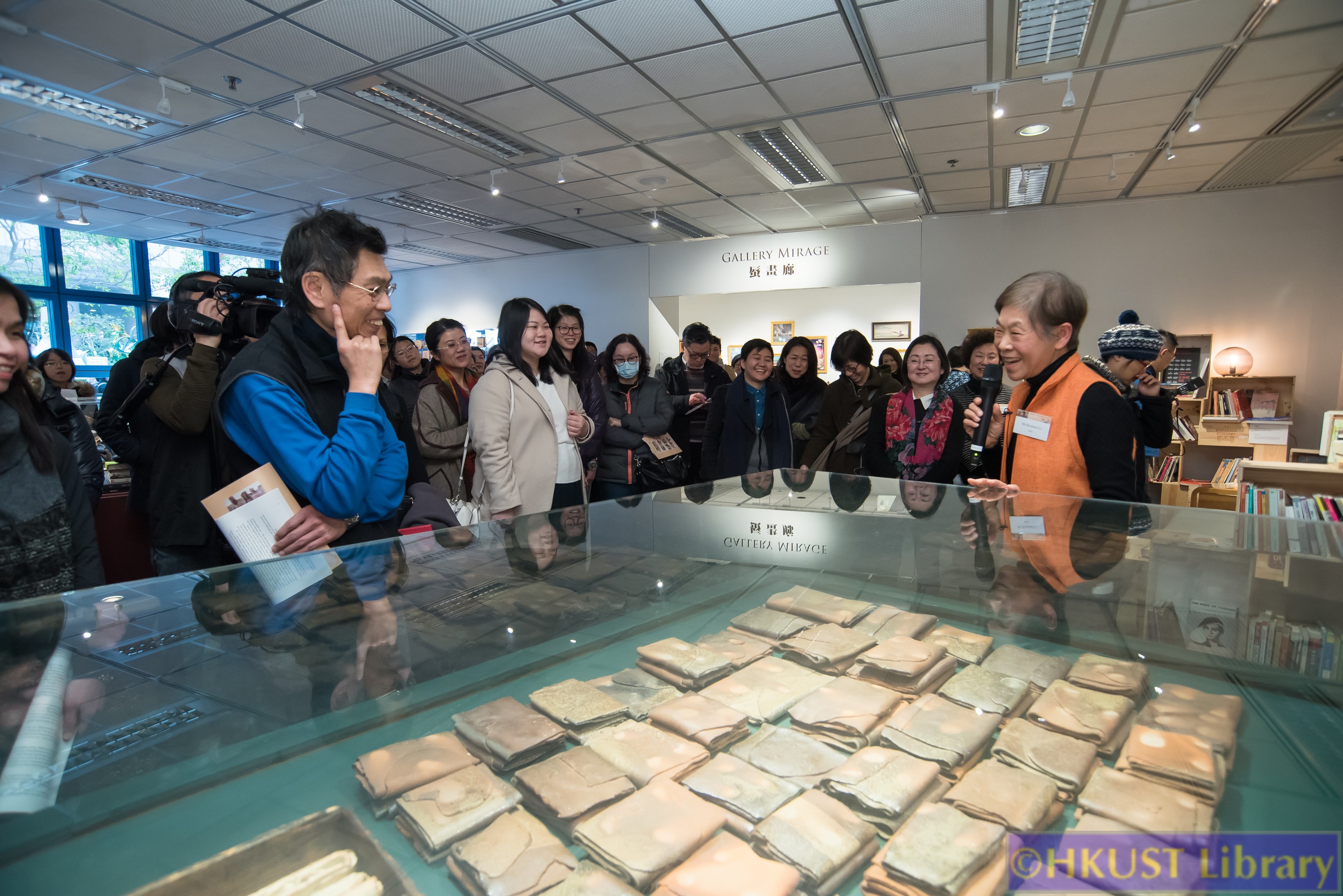 Happiness in the Making – An Exhibition of Works by Rosanna Li Wei Han: Opening