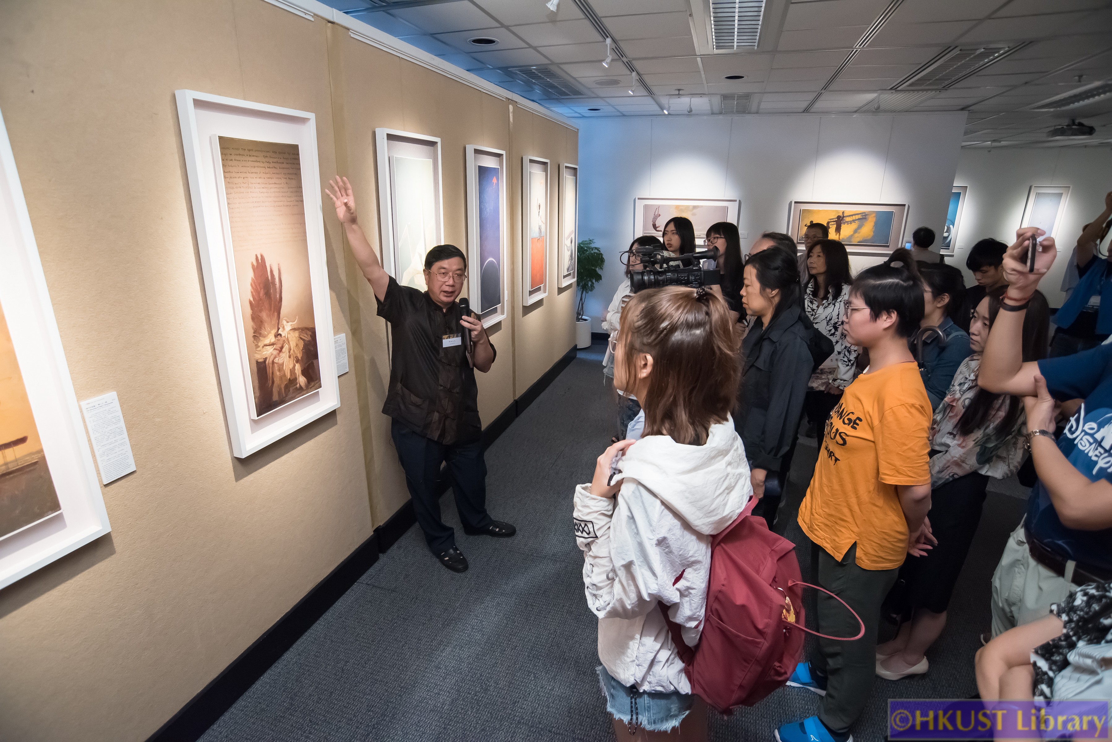 My Heart is Flying: Paintings by Chen Keng: Opening