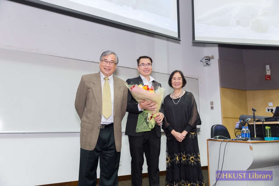 Natural World, Cultural Elegance: A Photography Exhibition by Tin Man Lee: Talk 2