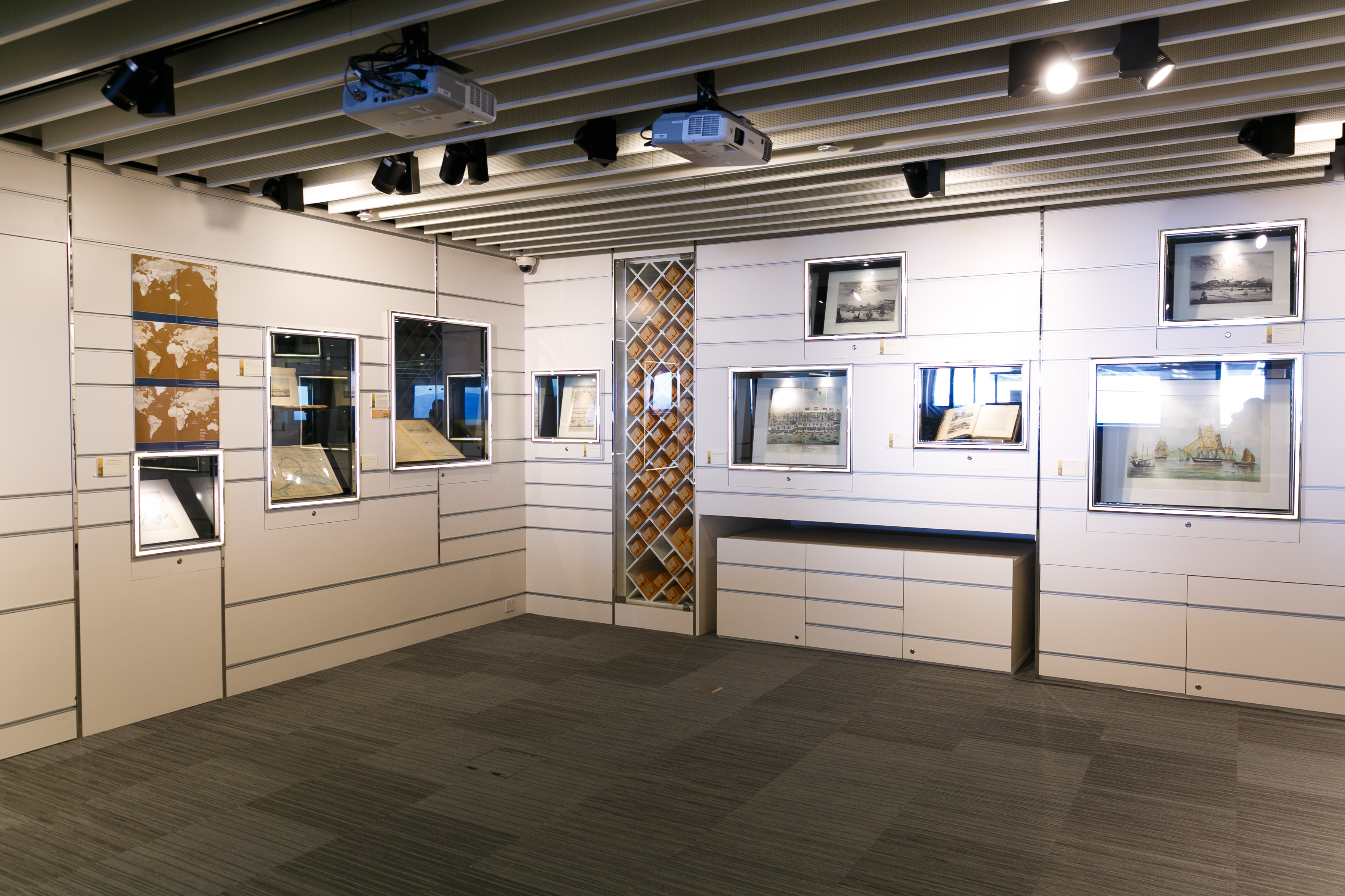 From Canton Trade to Colonial Hong Kong: The Pearl River Delta before and after the Opium War: Gallery