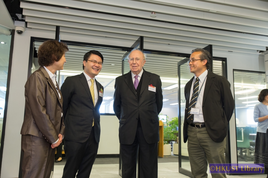 In the Palm of Your Hand: Miniatures in Chinese History and Others: Opening