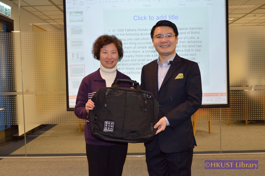 In the Palm of Your Hand: Miniatures in Chinese History and Others: Talk