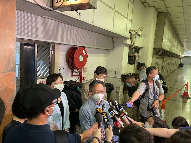 Dr. Leung speaking to reporters during Covid-19