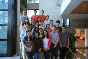 Professor Jianzhen YU (front left 2nd) and the research team